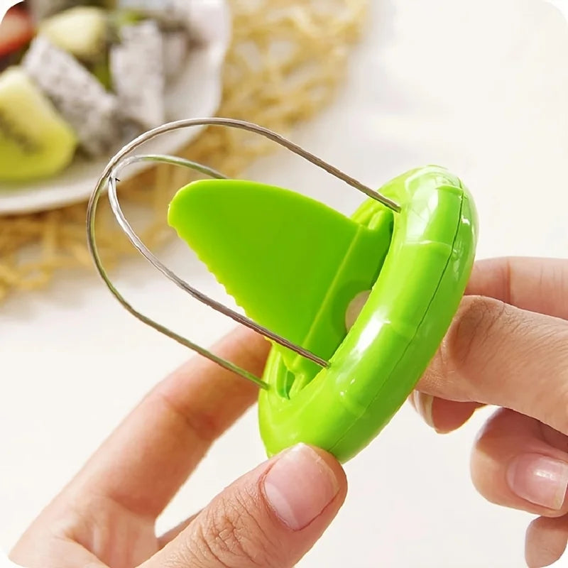 Kiwi Fruit Slicer & Spoon Tool – Easy Kiwi Peeler & Cutter