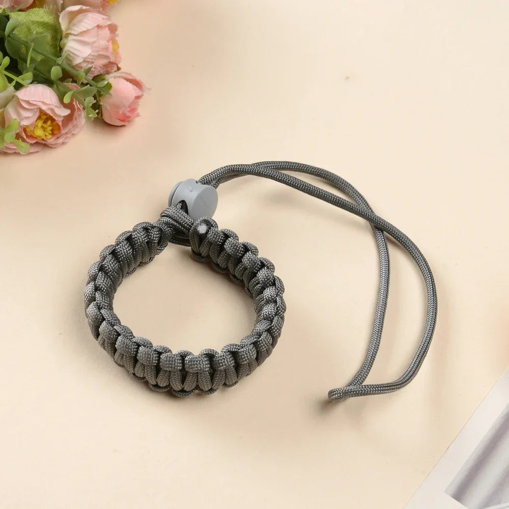 Hands-Free Dog Leash Wrist Strap – Adjustable Anti-Drop Safety Band for Small Dogs