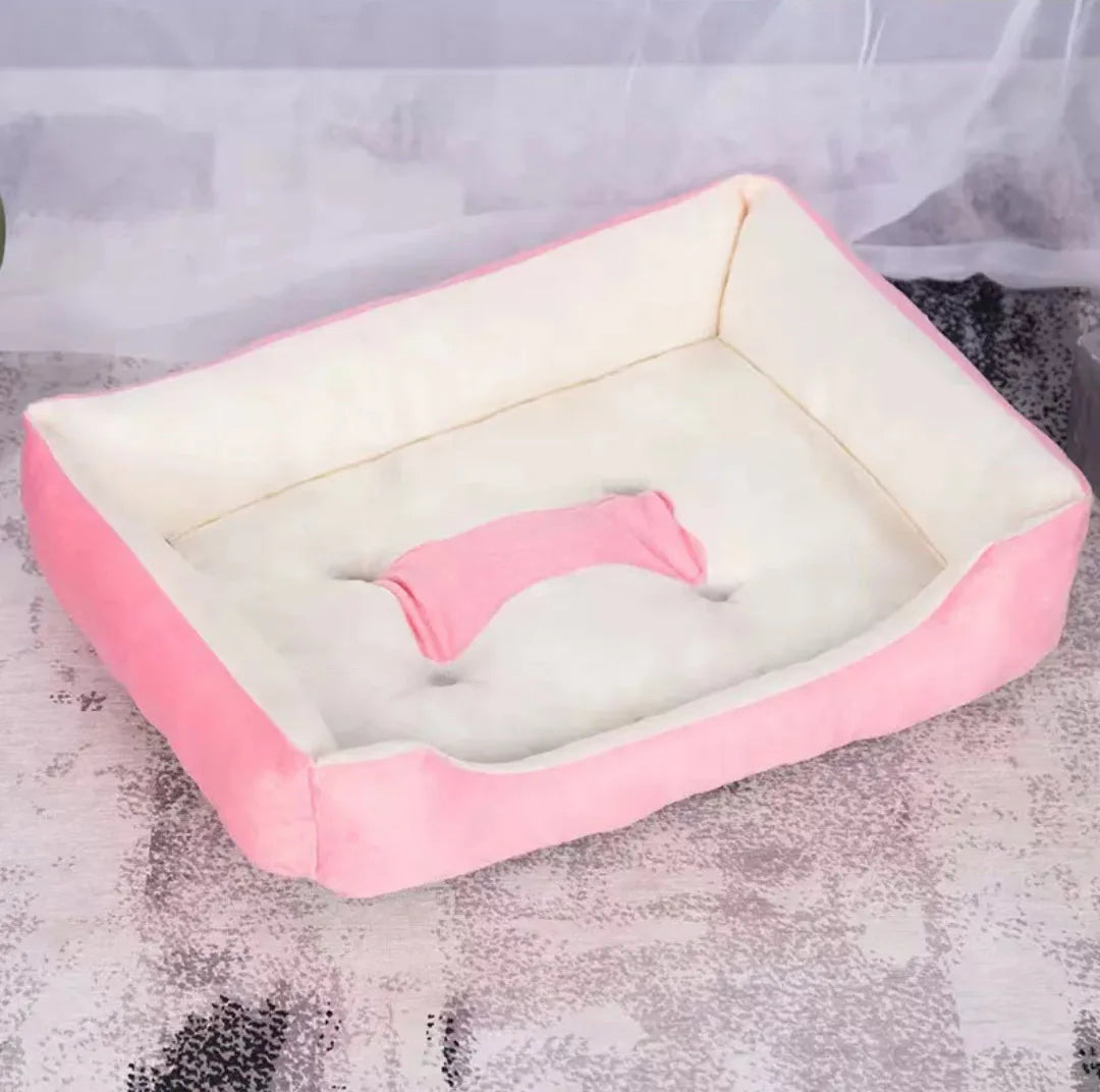 Calming Plush Pet Bed – Deep Sleep Comfort for Dogs & Cats