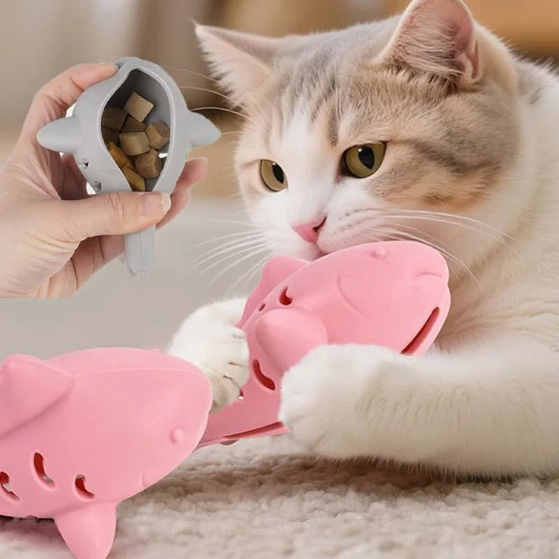 Interactive Cat Chew Toy – Fish Shape Treat Dispenser & Teeth Cleaning Toy for Kittens & Cats