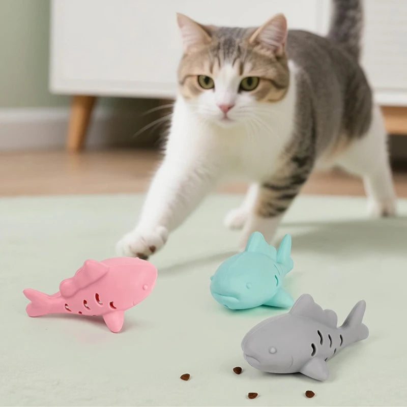 Interactive Cat Chew Toy – Fish Shape Treat Dispenser & Teeth Cleaning Toy for Kittens & Cats